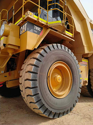 27.00R49, 37.00R57, 50/80R57 Luan Giant OTR Tyres for CAT Rigid Dump Trucks in Australia