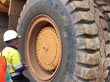 Haian's Technical Engineers Provided Field Tire Maintenance Service